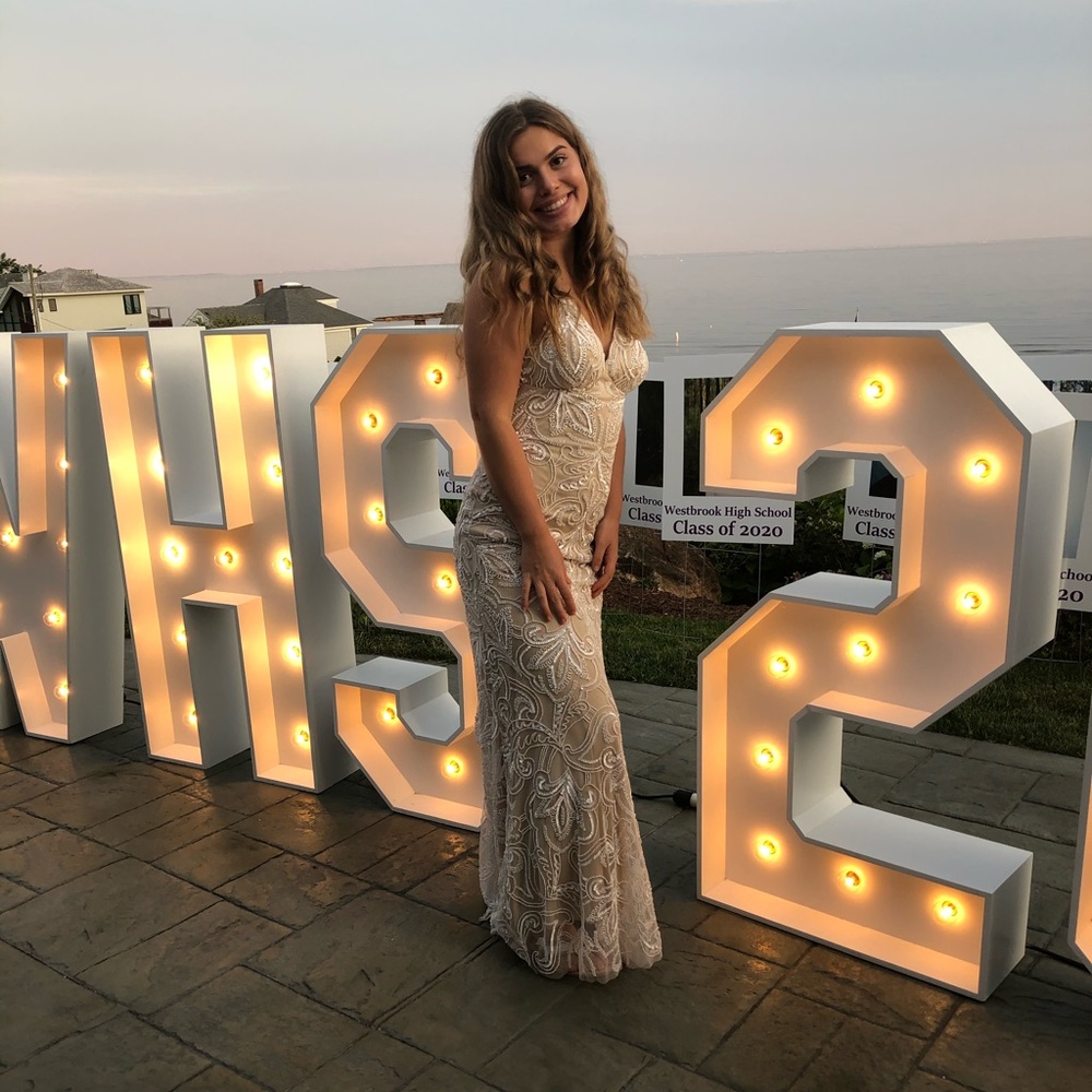 Meet your Posher, Micayla